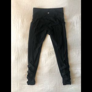 Athleta Criss Cross legging